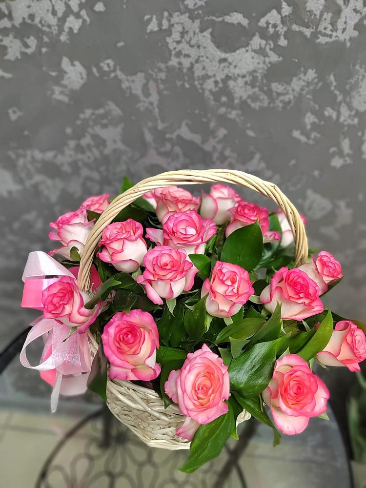 Композиция французская провинция в Лопатино Цветочная композиция из Розы в корзине в Лопатино
