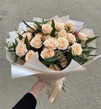Букет Кремовые розы Латте в Лопатино