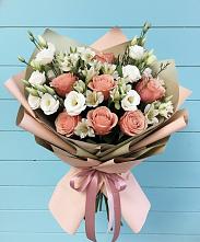 Букет олимп в Лопатино Букет цветов из:  Розы, Альстромерии и Лизиантусы в Лопатино