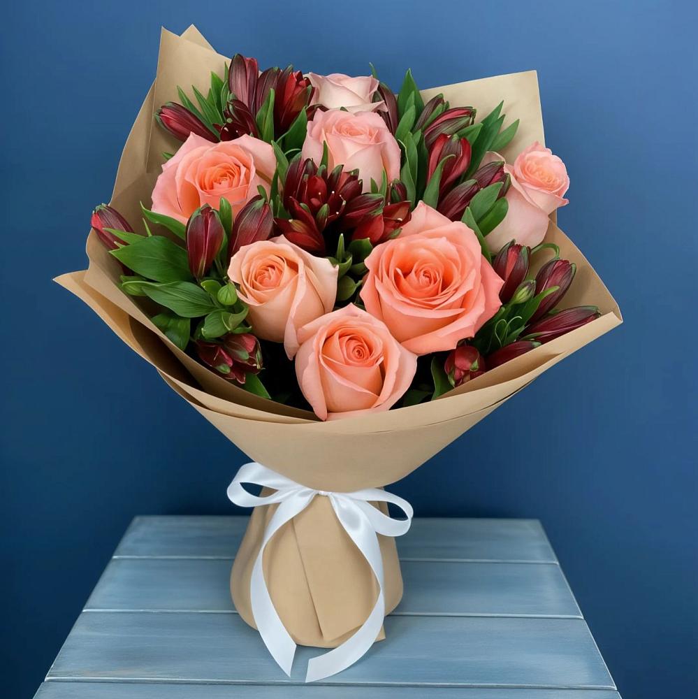 Букет Сплетённые любовью в Лопатино Букет цветов из: Розы и Альстромерии в Лопатино