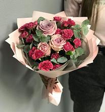 Букет восхищение в Лопатино Букет цветов из:  Гвоздики и Розы в Лопатино