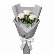 Букет 3 белые розы в Лопатино Букет 3 белые розы в Лопатино