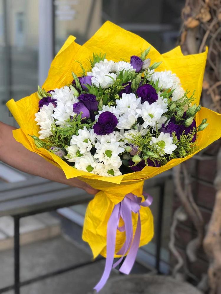 Букет облака в Лопатино Букет цветов из: Ирисы, Хризантемы и Ромашки в Лопатино