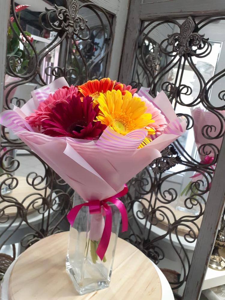 Букет радуга в Лопатино Букет цветов из: Герберы в Лопатино