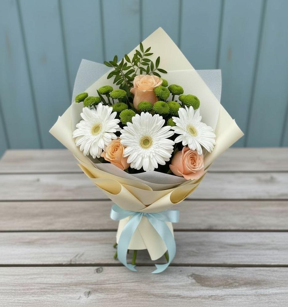 Букет герберы и розы в Лопатино Букет цветов из: Герберы, Розы и Хризантемы в Лопатино