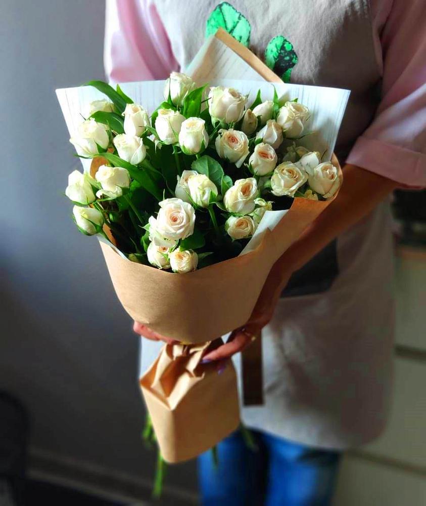 Букет хорошее настроение в Лопатино Букет цветов из: Розы в Лопатино