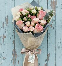 Букет нежный и розовый #REPLACE_PRED# Лопатино Букет цветов из:  Розы #REPLACE_PRED# Лопатино
