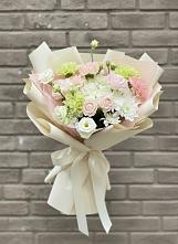 Букет Трепет мечты в Лопатино Букет цветов из:  Гвоздики, Розы, Лизиантусы и Хризантемы в Лопатино