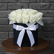 Композиция воздушная нежность в Лопатино Цветочная композиция из Розы в шляпной коробке в Лопатино