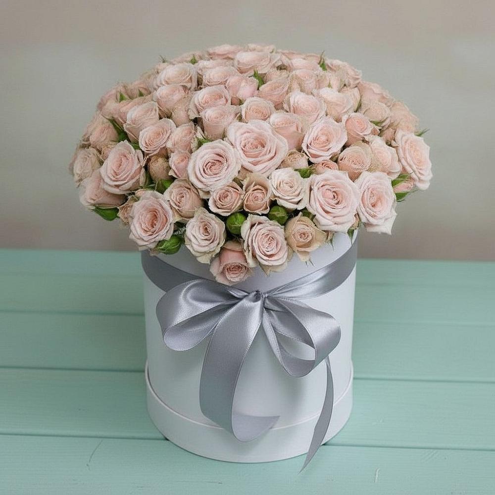 Цветочная композиция из Розы в шляпной коробке в Лопатино